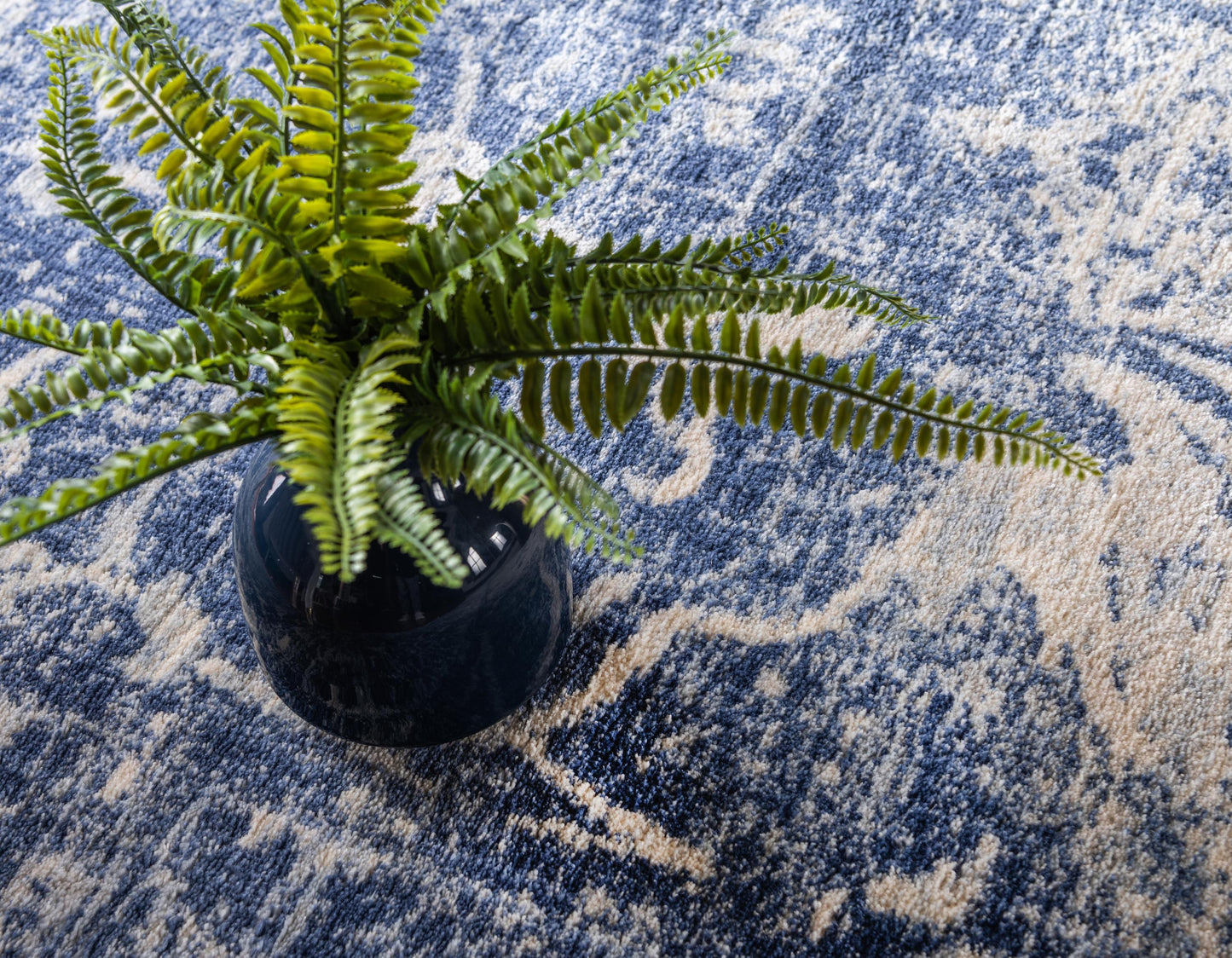 Damari - Modern Area Rug